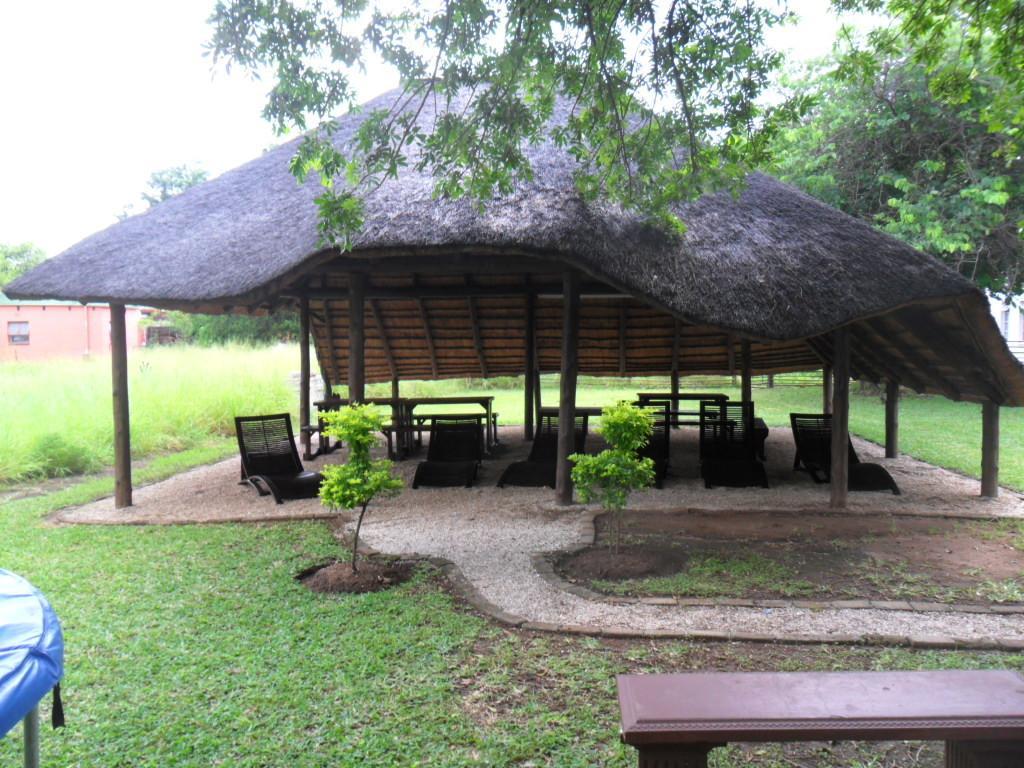 The Beverly Hills Guest Lodge Phalaborwa Exterior photo