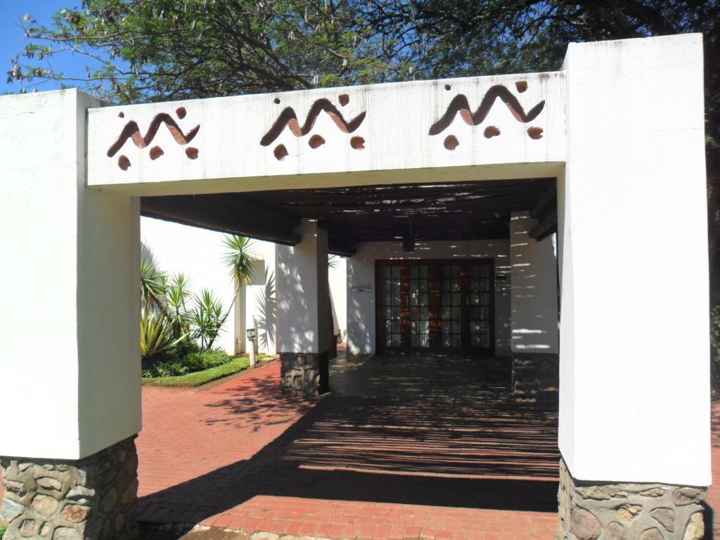The Beverly Hills Guest Lodge Phalaborwa Exterior photo